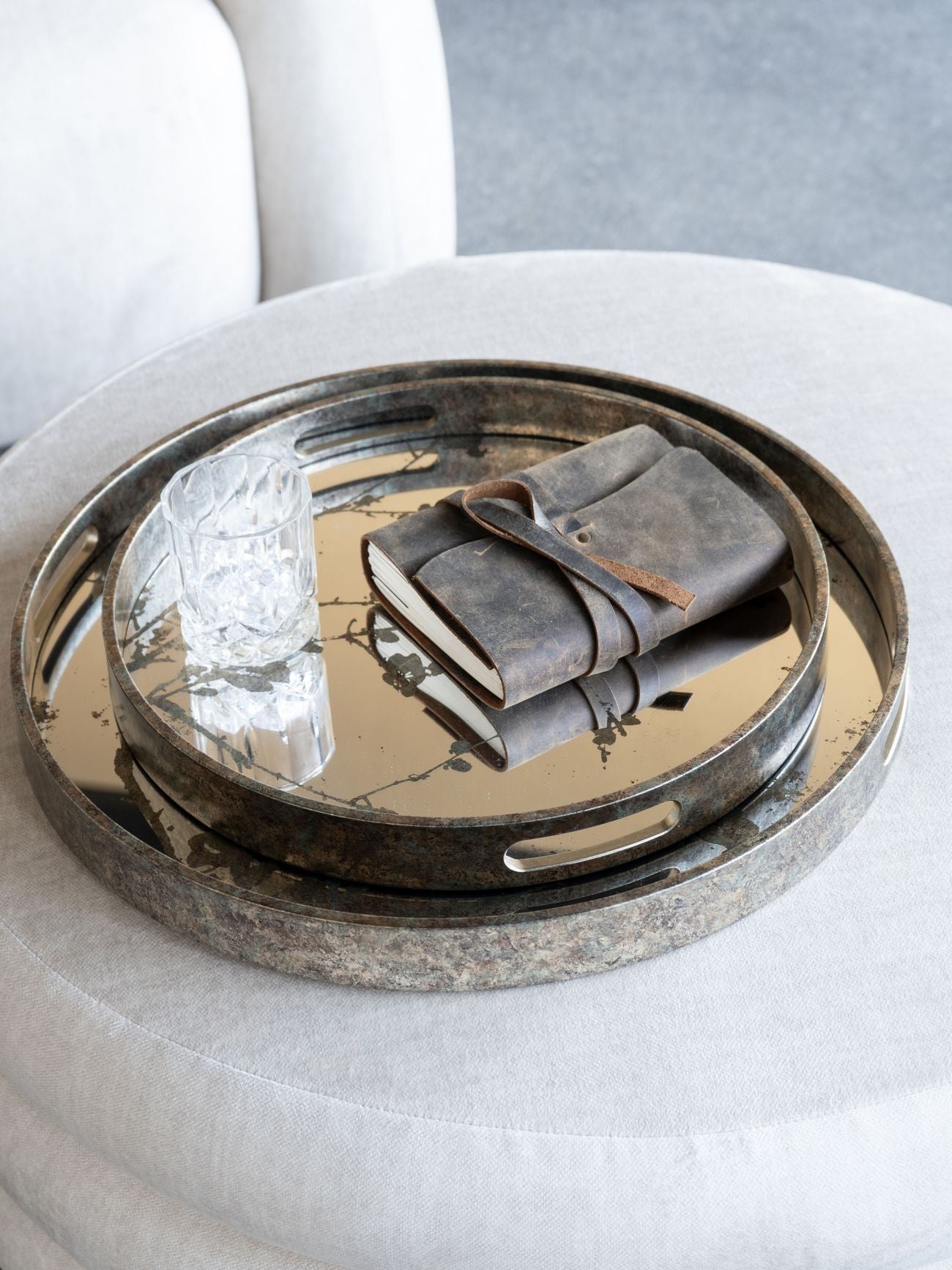 Set of 2 Vienna Antique Gold Blossom Trays